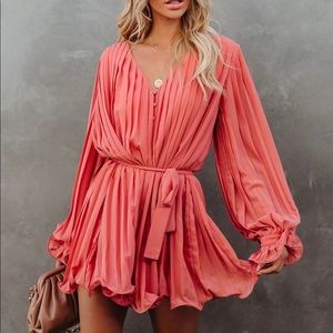 VICI FOUND LOVE PLEATED ROMPER - MAUVE